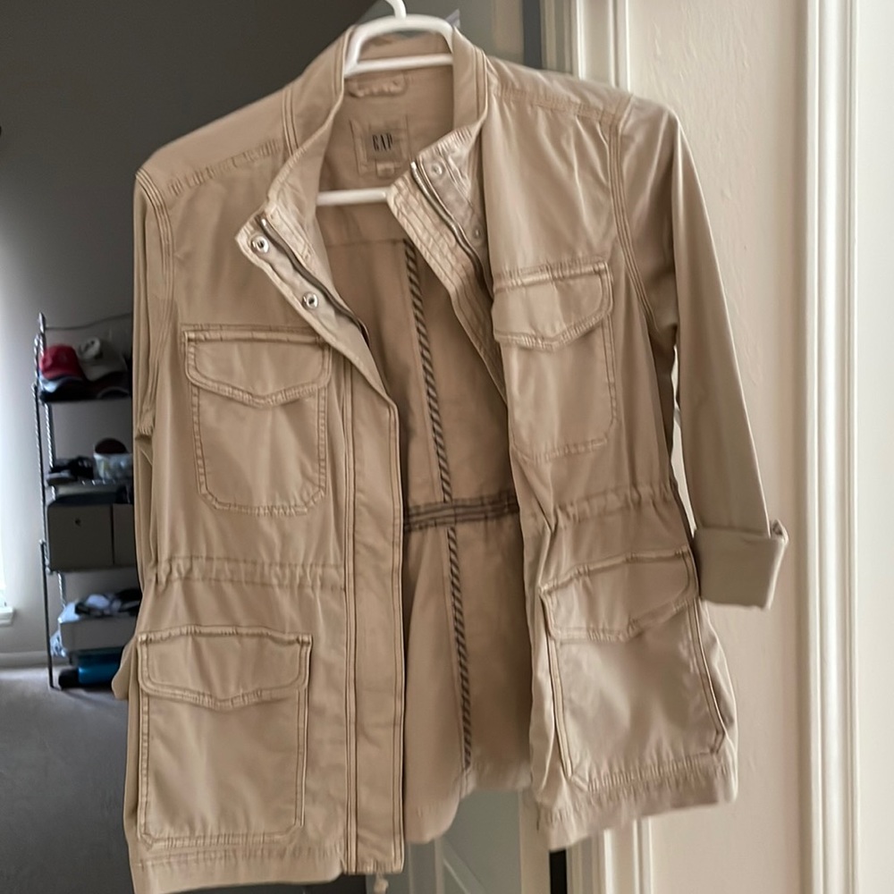 NWT gap cargo utility  jacket